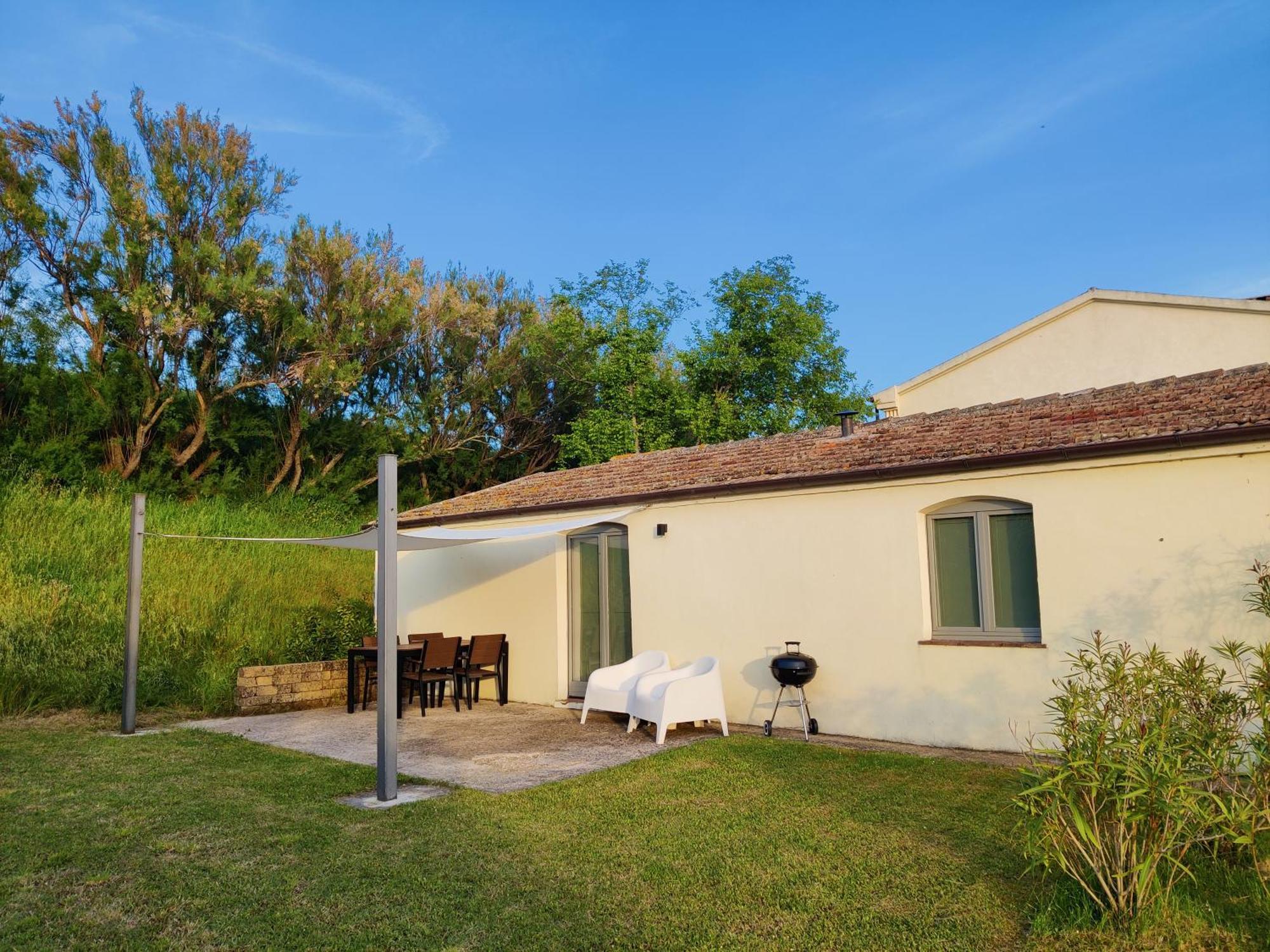 Rustico Del Bozzo Castelleone di Suasa Exterior foto